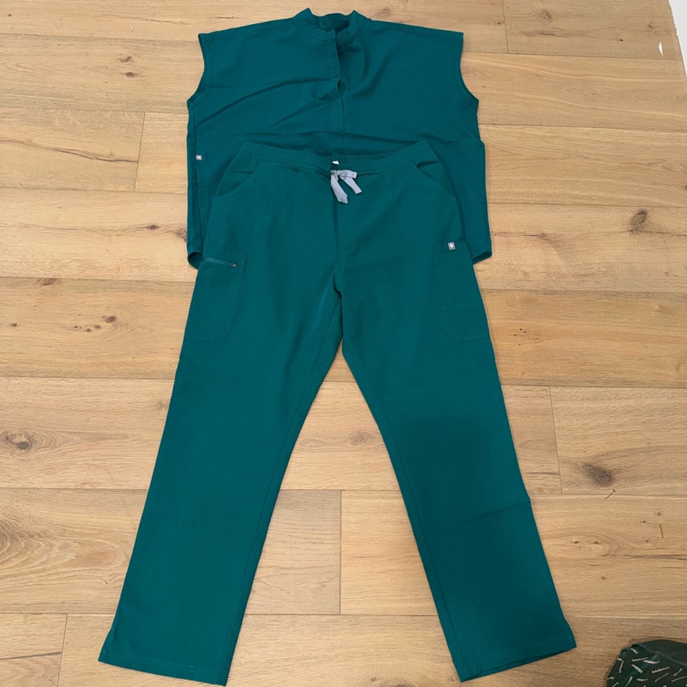 SET OF PANTS & SHIRT!Women’s Drawstring Pants - Comfortable Everyday Fit